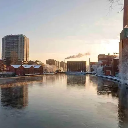 Lejlighed Cozy Downtown With Location