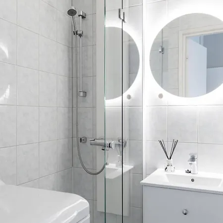 Cozy Downtown With Location *